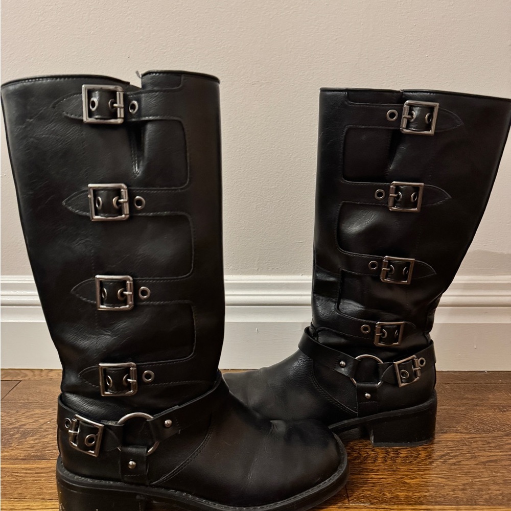 Wild Fable Black Multi-Buckle Ankle Boots